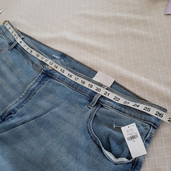 Old Navy Mid-Rise Wow Jean Shorts Women 3 in Seam Size 28 New With Tag Plus Size - Picture 11 of 11